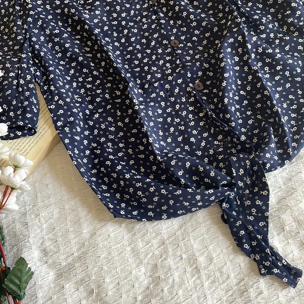FLAT Rs. 500/- Summer crop top with printed tie knot detail - Picture 4 of 5